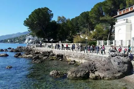 Charming Apartment Opatija
